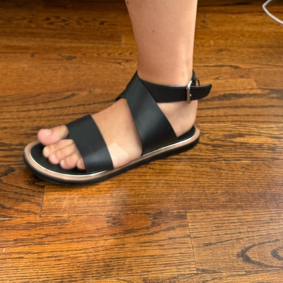 Vince Leather Wrap Sandals - size 7.5 - Picture 6 of 6